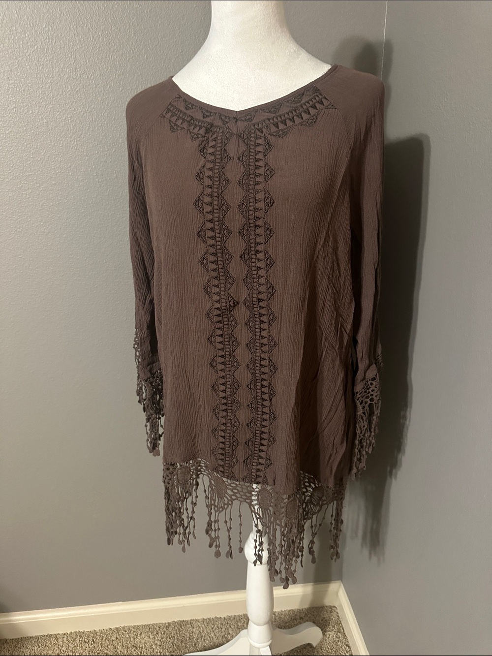 Indigo Soul Women’s Brown Crochet-Trim Fringe Top